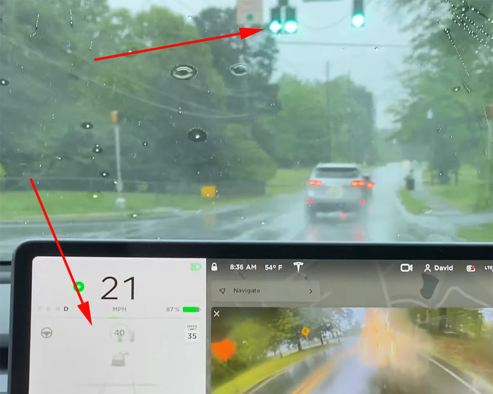 Tesla traffic light control missed green light